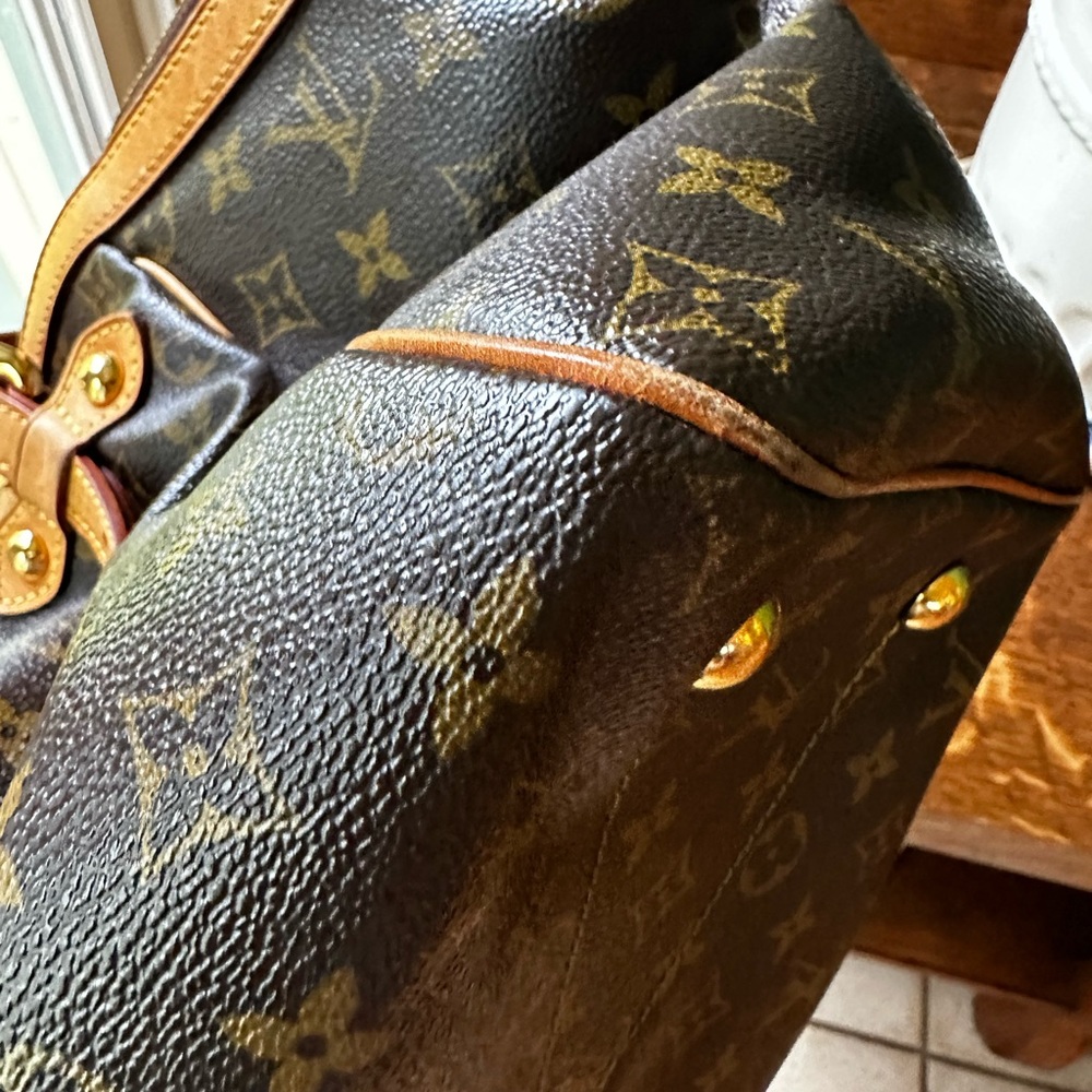 SOLD Louis Vuitton Tivoli GM - Picture 10 of 12